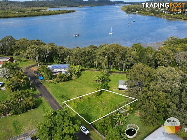 10 Virginia Parade RUSSELL ISLAND QLD 4184