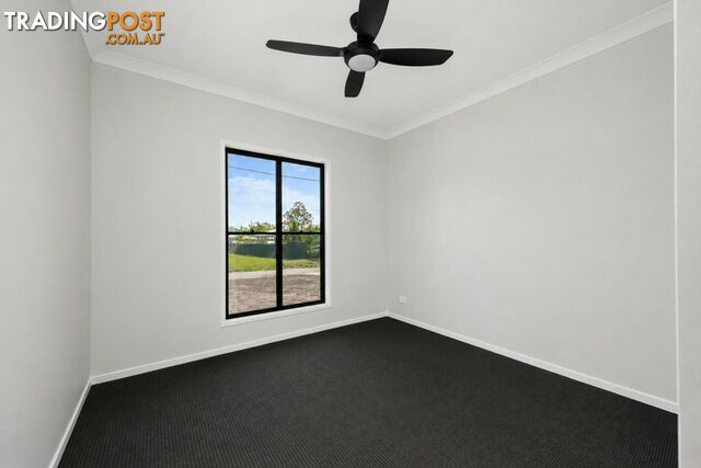 16 Bunning Street RUSSELL ISLAND QLD 4184 - photo 2 of 13