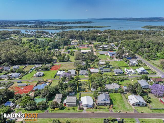 12 Laurel Street RUSSELL ISLAND QLD 4184