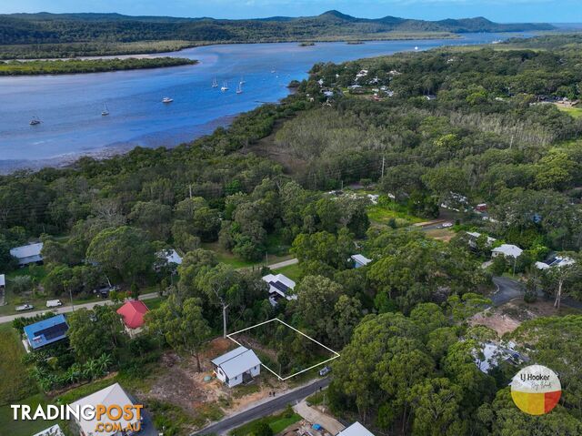 17 Seaview Street RUSSELL ISLAND QLD 4184