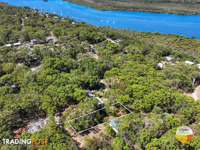 22 Stuart Street RUSSELL ISLAND QLD 4184