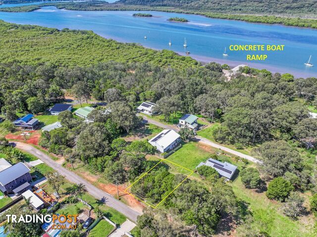 33 Main View Dve RUSSELL ISLAND QLD 4184