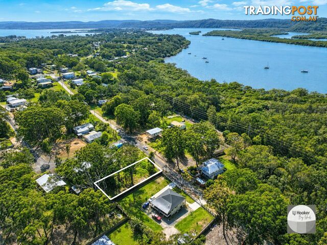 30 Yacht Street RUSSELL ISLAND QLD 4184