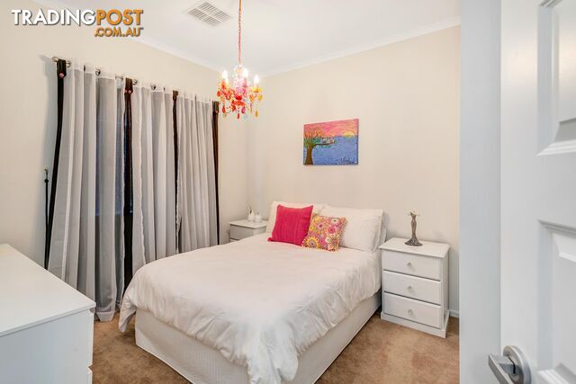 17A Stirling Walk REDWOOD PARK SA 5097