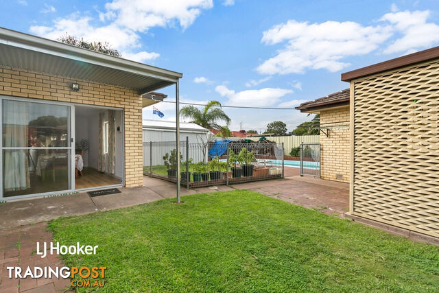 16 Sturt Road VALLEY VIEW SA 5093