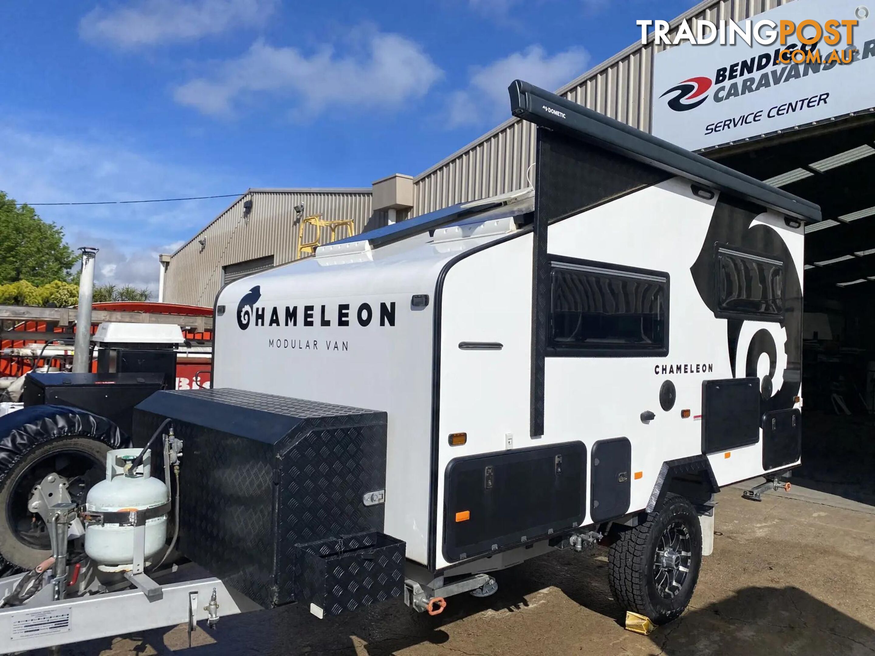 2019 Crusader Chameleon