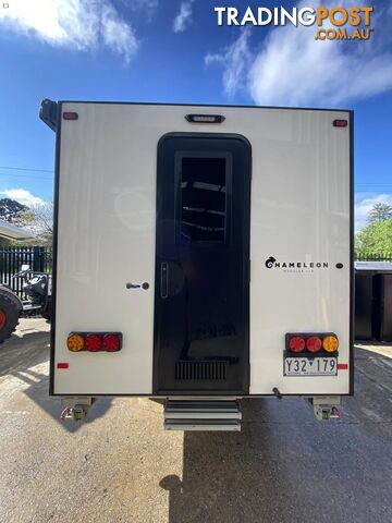 2019 Crusader Chameleon - photo 4 of 24
