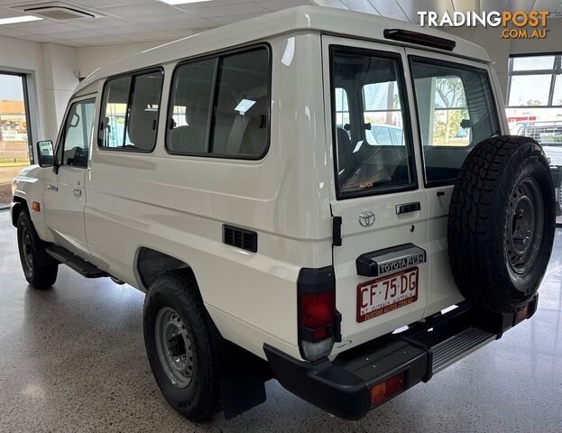 2023 TOYOTA LANDCRUISER WORKMATE TROOPCARRIER VDJ78R WAGON - photo 5 of 26