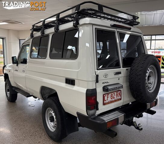 2019 TOYOTA LANDCRUISER GXL TROOPCARRIER VDJ78R WAGON - photo 5 of 27