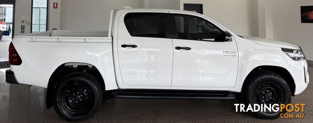 2022 TOYOTA HILUX SR DOUBLE CAB 4X2 HI-RIDER GUN136R UTILITY - photo 2 of 23