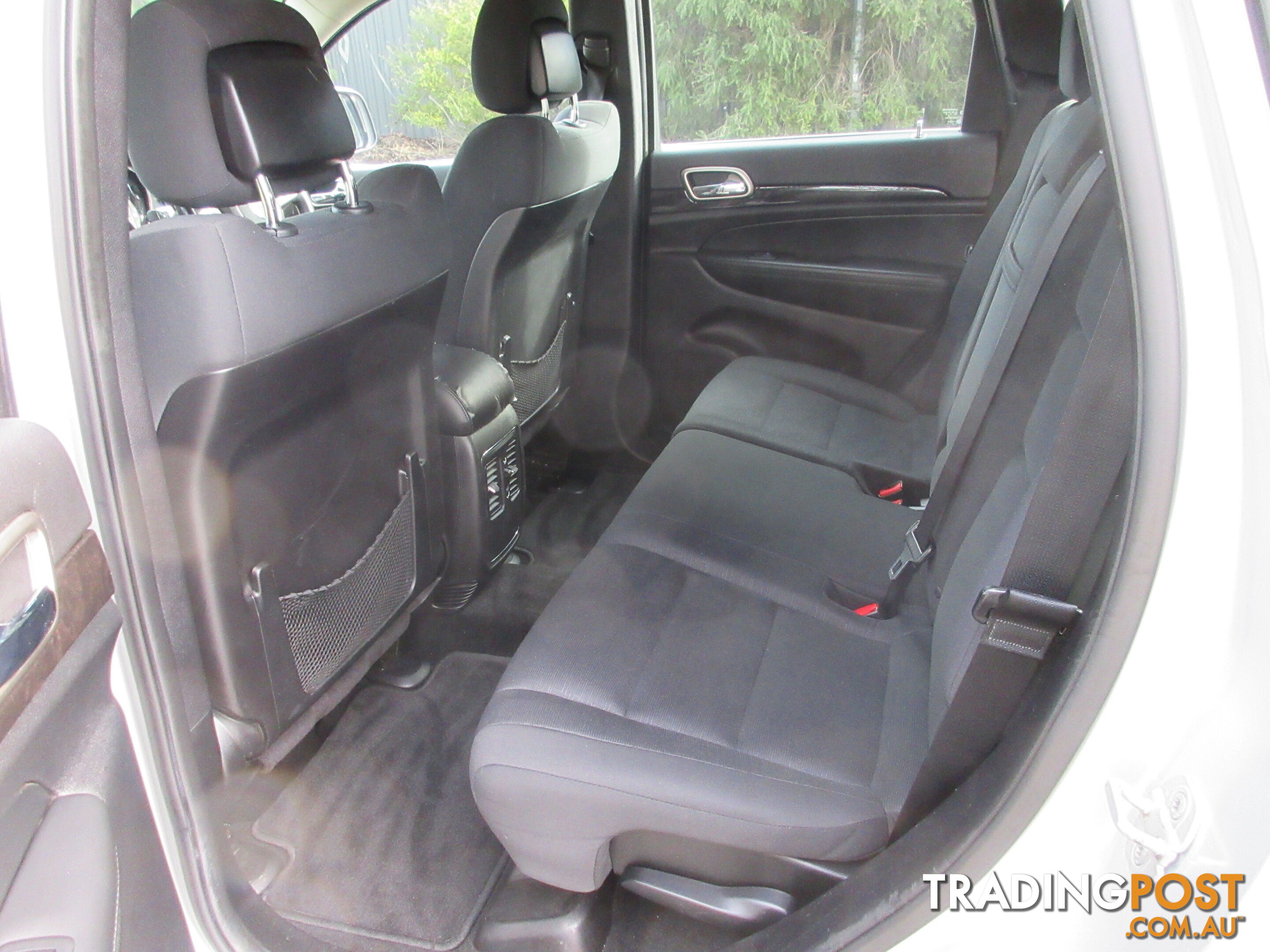 2012 JEEP GRAND CHEROKEE LAREDO (4x4) WK MY12 4D WAGON