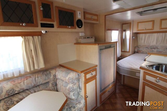 2003 Traveller 19'6" Nomad - photo 5 of 5