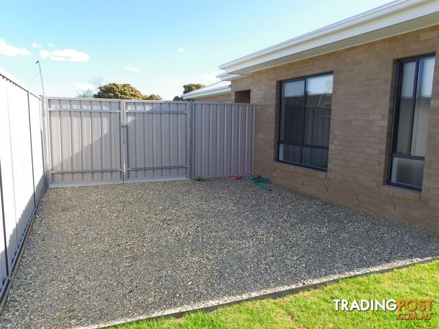 2/27 Charles Street WODONGA VIC 3690