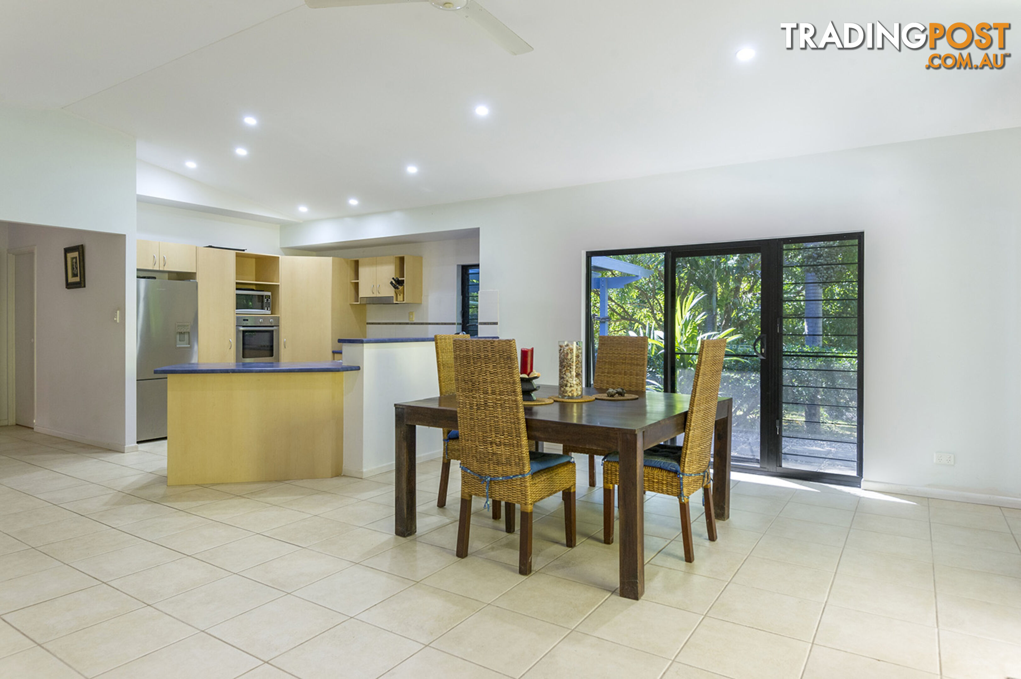 16-18 Finlay Crescent OAK BEACH QLD 4877