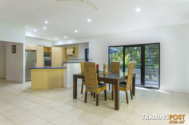 16-18 Finlay Crescent OAK BEACH QLD 4877