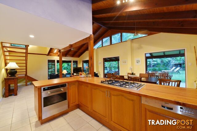 17 Coral Drive PORT DOUGLAS QLD 4877