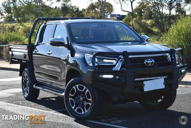 2023 TOYOTA HILUX  SR5 CAB CHASSIS
