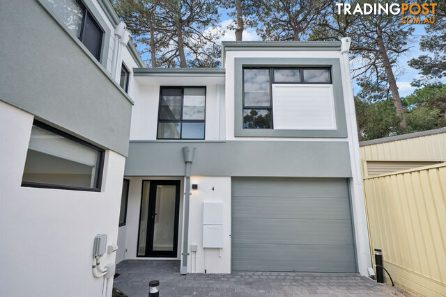 4 85 Walanna Drive KARAWARA WA 6152