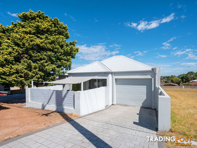 1 21 Edeline Street SPEARWOOD WA 6163 - photo 2 of 12