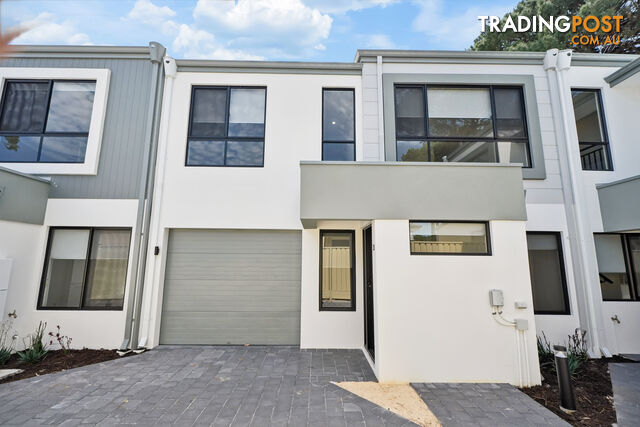 1 81 Walanna Drive KARAWARA WA 6152