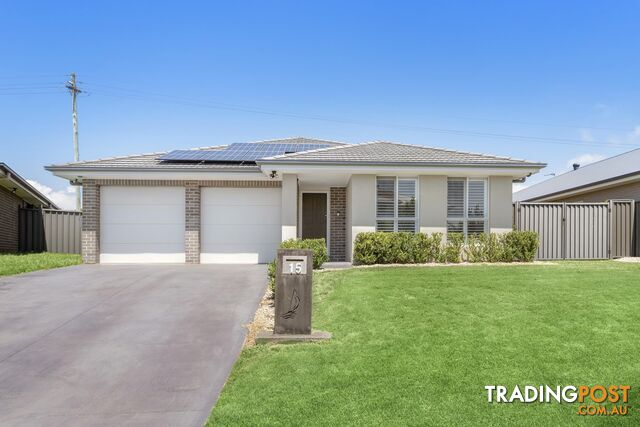 15 Tallawarra Crescent HAYWARDS BAY NSW 2530