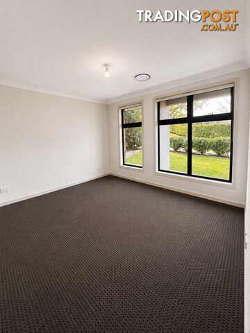 4 Meander Drive CALDERWOOD NSW 2527 - photo 5 of 17