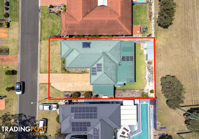 32 Samuel Circuit ALBION PARK NSW 2527