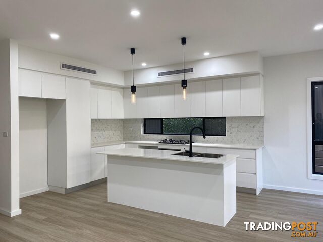 48 Upland Chase ALBION PARK NSW 2527