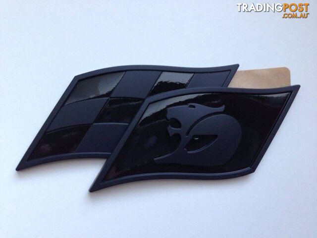 HSV VE BLACK Checkered Flag Badge CLUBSPORT R8 SENATOR GTS MALOO - photo 3 of 4
