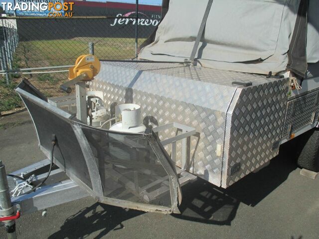 2015 CUB CAMPAROO DAINTREE - photo 3 of 11