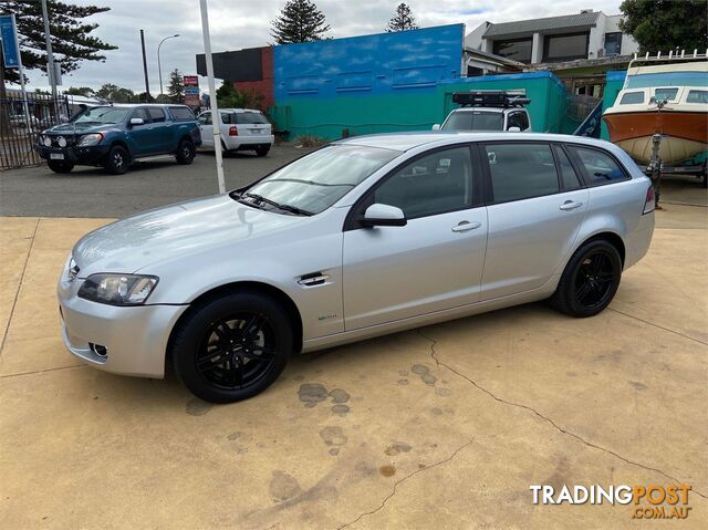 2010 HOLDEN BERLINA  VE MY10 4D SPORTWAGON - photo 2 of 19