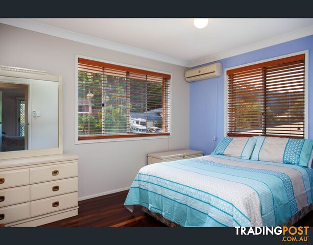 1 Deloraine Drive SPRINGWOOD QLD 4127