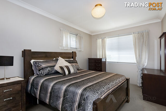 5 Ara Street CAMP HILL QLD 4152