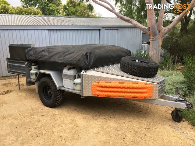 JOHNNO'S DELUXE OFFROAD