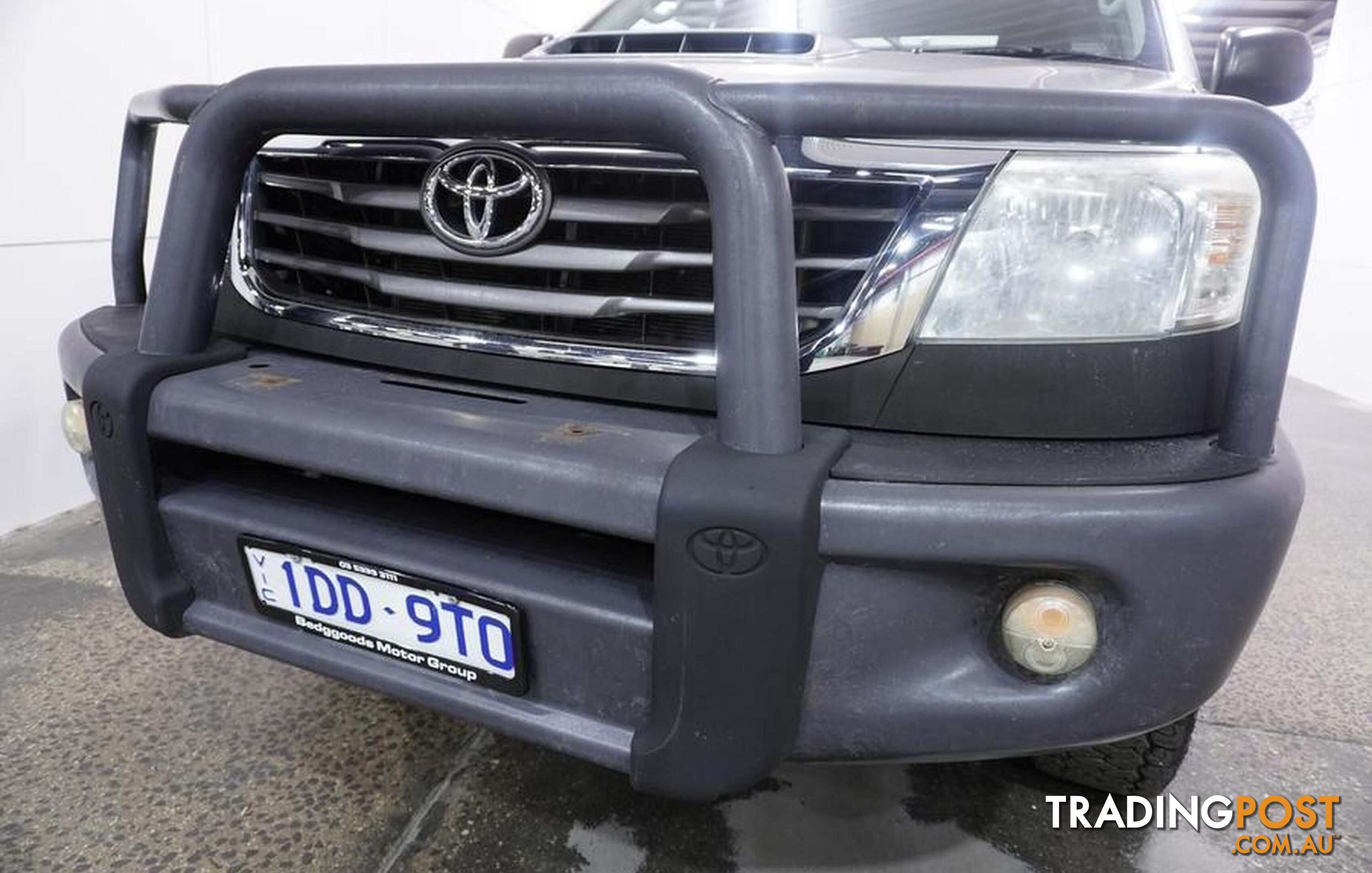 2015 Toyota Hilux SR  Cab Chassis