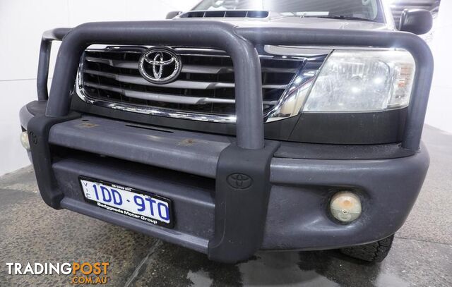 2015 Toyota Hilux SR  Cab Chassis