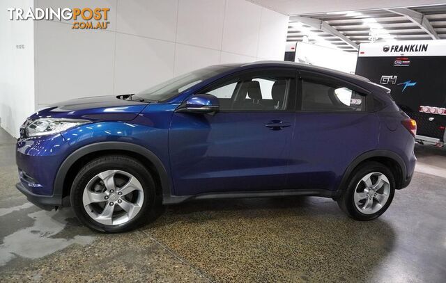 2015 Honda HR-V VTi-S SUV - photo 3 of 30