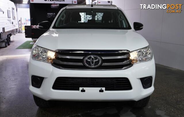 2016 Toyota Hilux SR  Cab Chassis - photo 2 of 25