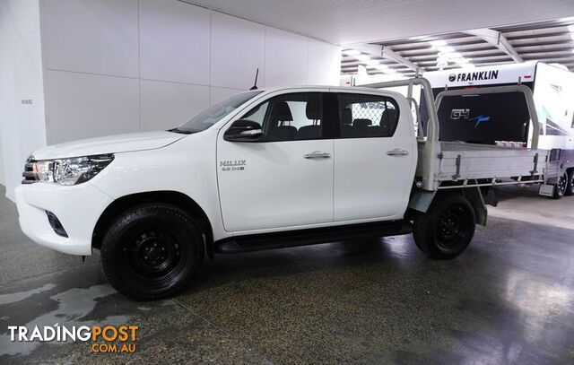 2016 Toyota Hilux SR  Cab Chassis - photo 3 of 25