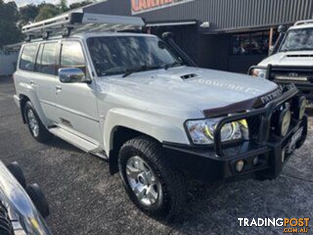2016 Nissan Patrol Y61 GU 10 Legend Edition White 5 Speed Manual Wagon - photo 4 of 37