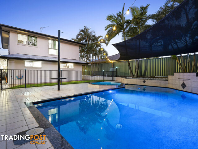 9 Gippsland Drive HELENSVALE QLD 4212