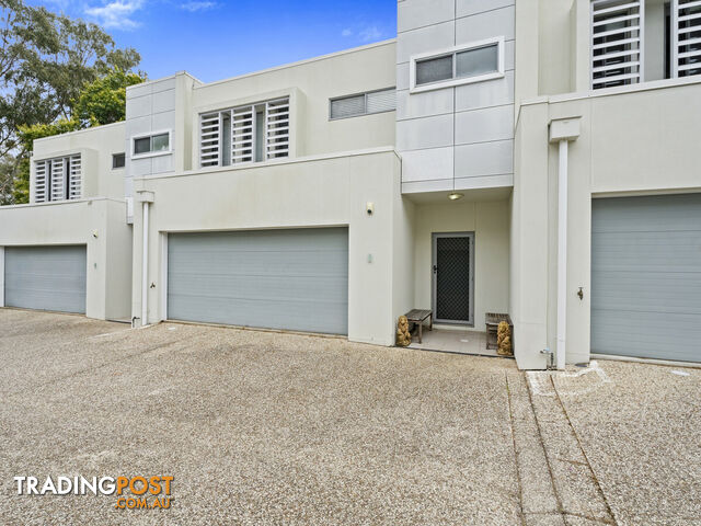 3/10 Careel Close HELENSVALE QLD 4212