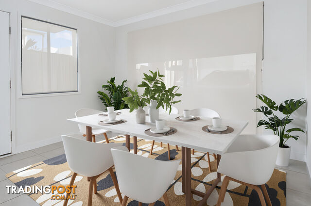 4/22 Careel Close HELENSVALE QLD 4212 - photo 4 of 15