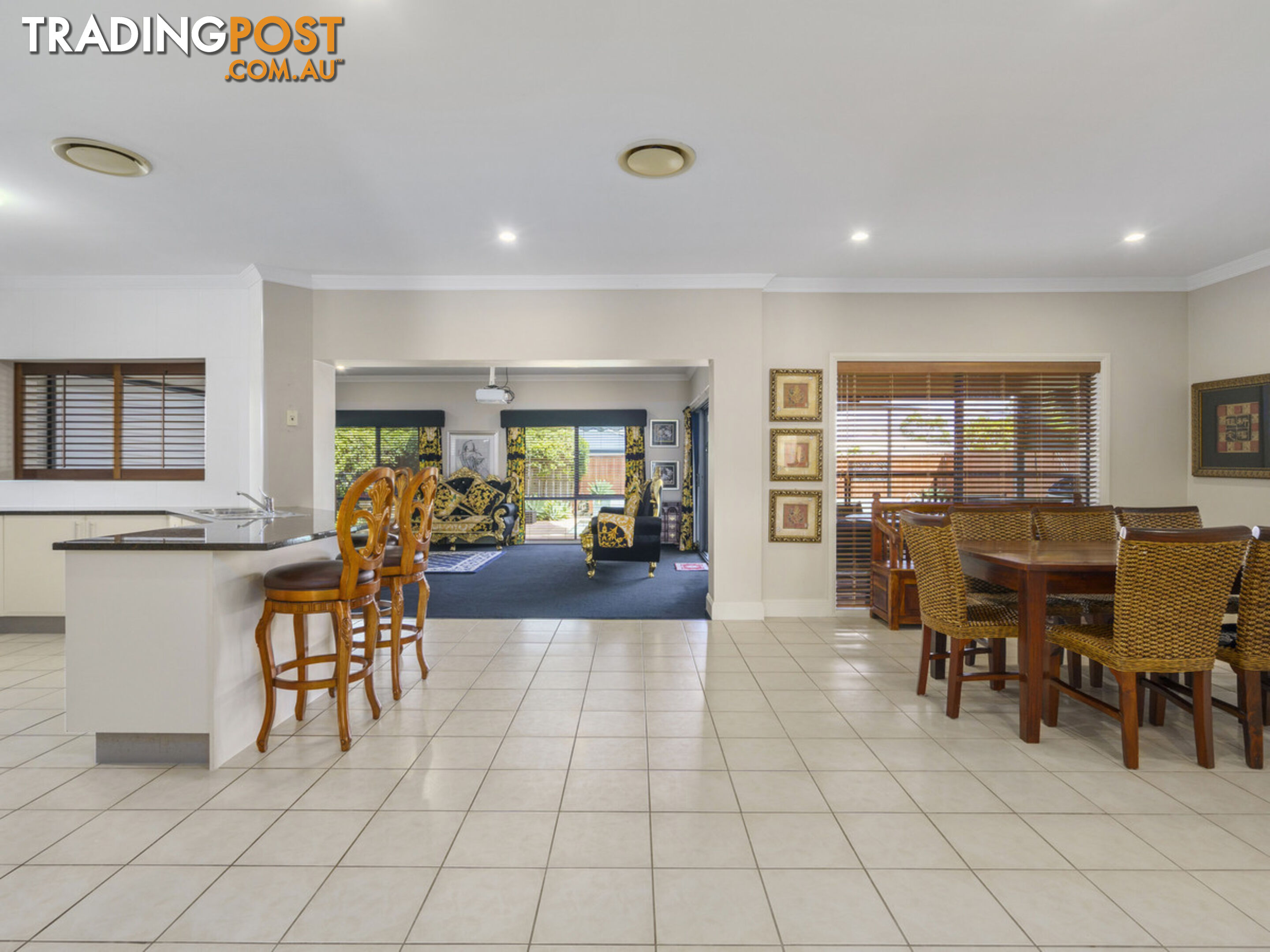 7 Zenith Crescent PACIFIC PINES QLD 4211