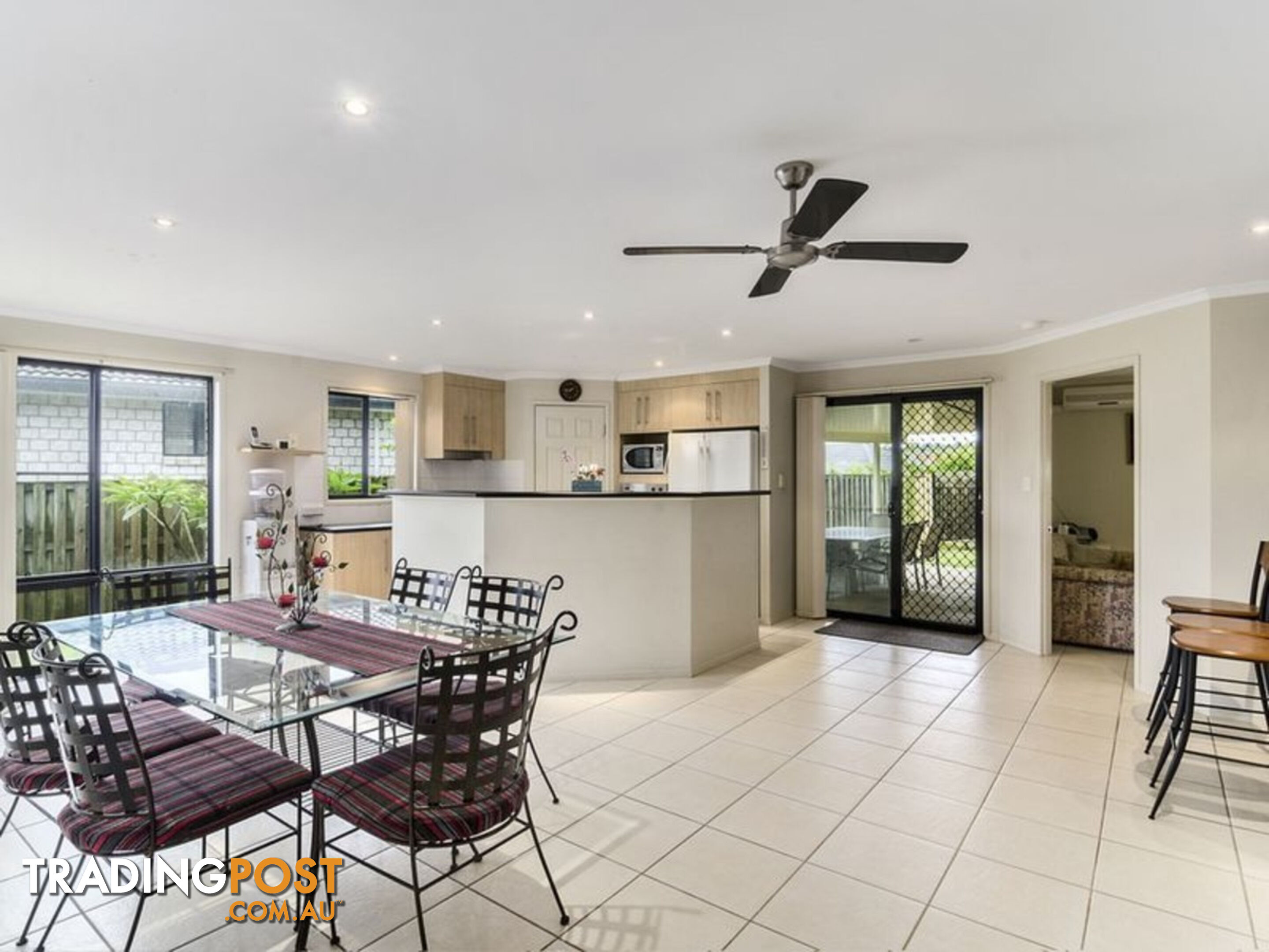 24 Govett Street PACIFIC PINES QLD 4211