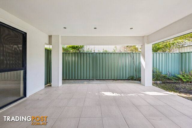 2/4 Dampier Court MOLENDINAR QLD 4214 - photo 4 of 25