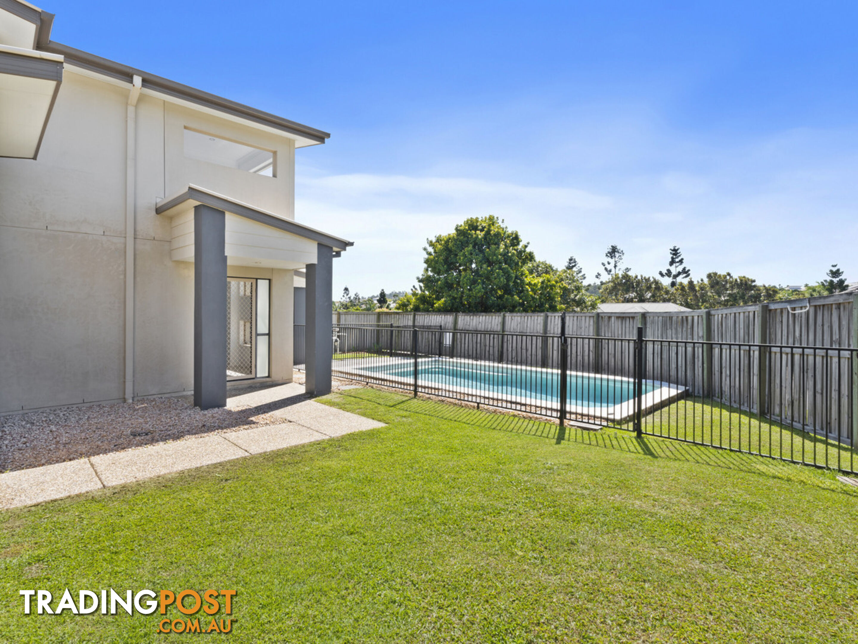 2/8 Witheren Circuit PACIFIC PINES QLD 4211