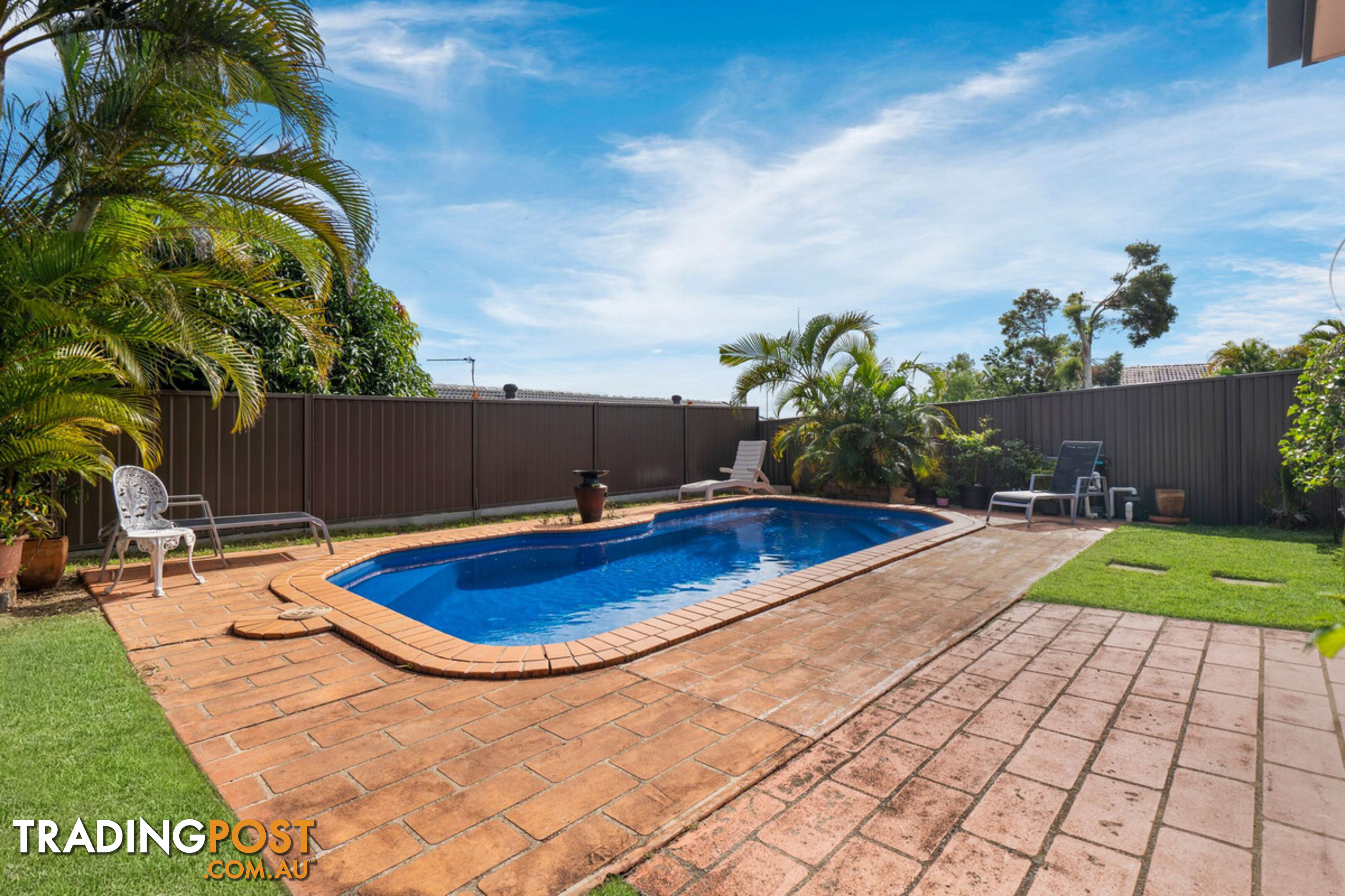 16 Ridgevale Drive HELENSVALE QLD 4212