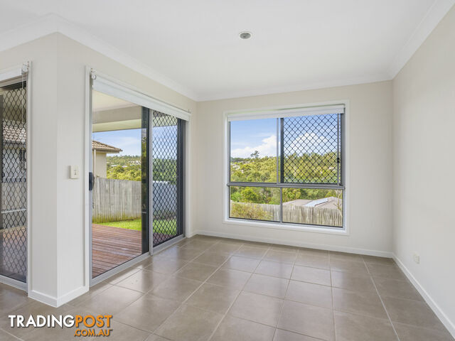 18 Hadrian Crescent PACIFIC PINES QLD 4211