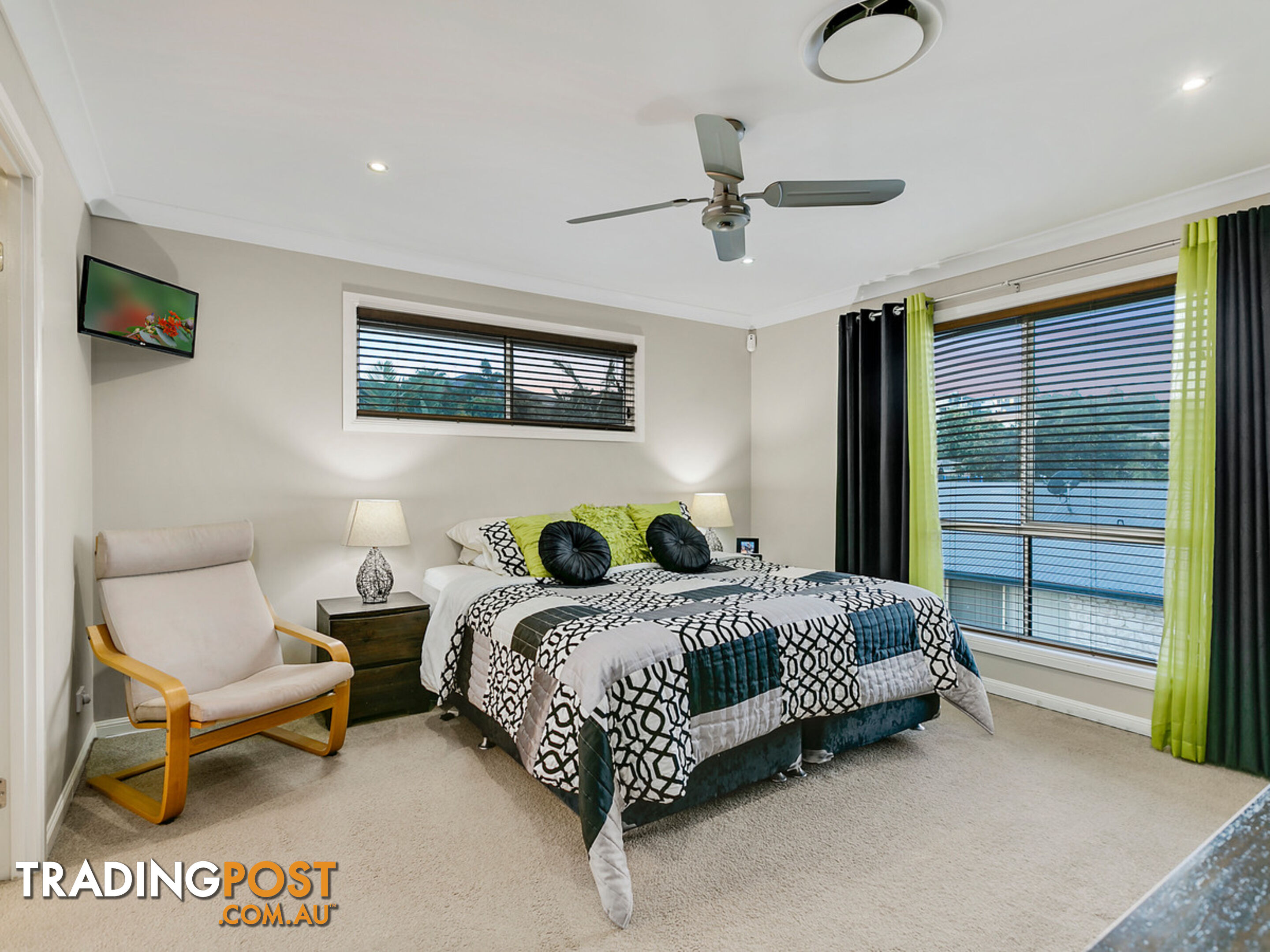 20 Hawkesbury Avenue PACIFIC PINES QLD 4211